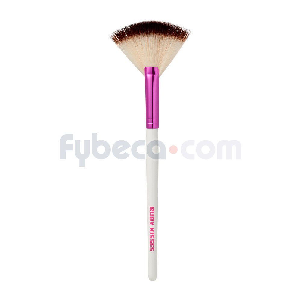 Kiss-Brocha-De-Maquillaje-Fan-imagen