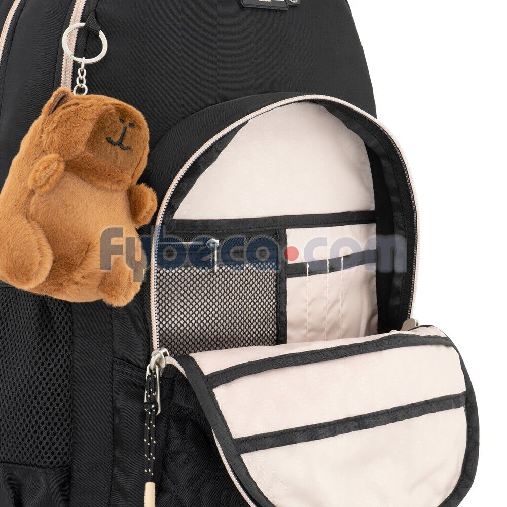 Mochila-Capibara-Mozioni-Tripl-Compa-Bolsillo-Laptop-Llavero-imagen-4